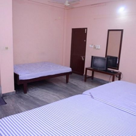 Ppg Tourist Home Chottanikara Екстериор снимка